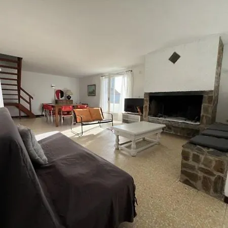 Maison Individuelle Familiale Face A L'etang 4glyc25 Villa Le Barcares